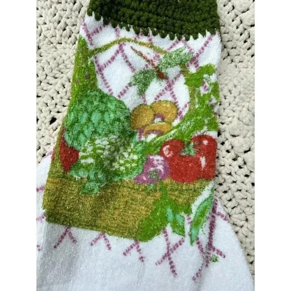 Vintage Hand Crocheted Hanging Kitchen Dish Towel- Green, Mushroom Veggies EUC - Picture 2 of 3